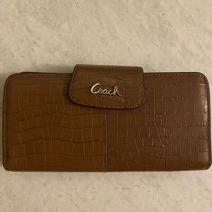 COACH | Brown Leather Alligator Wallet